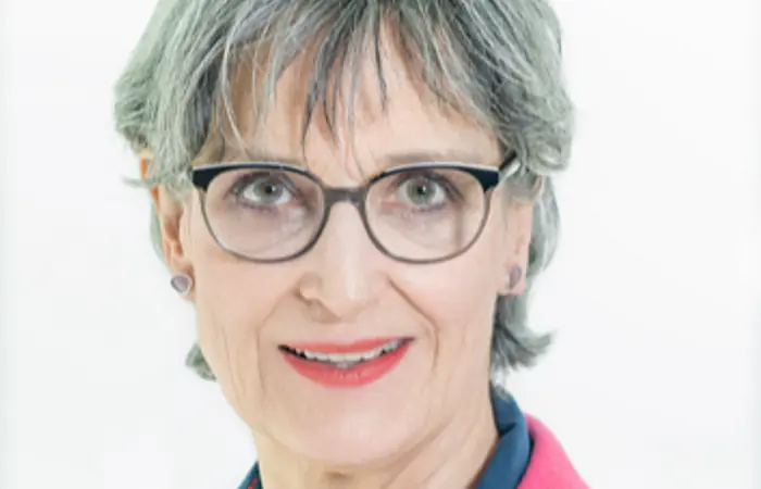 Dr. Bettina Imgrund