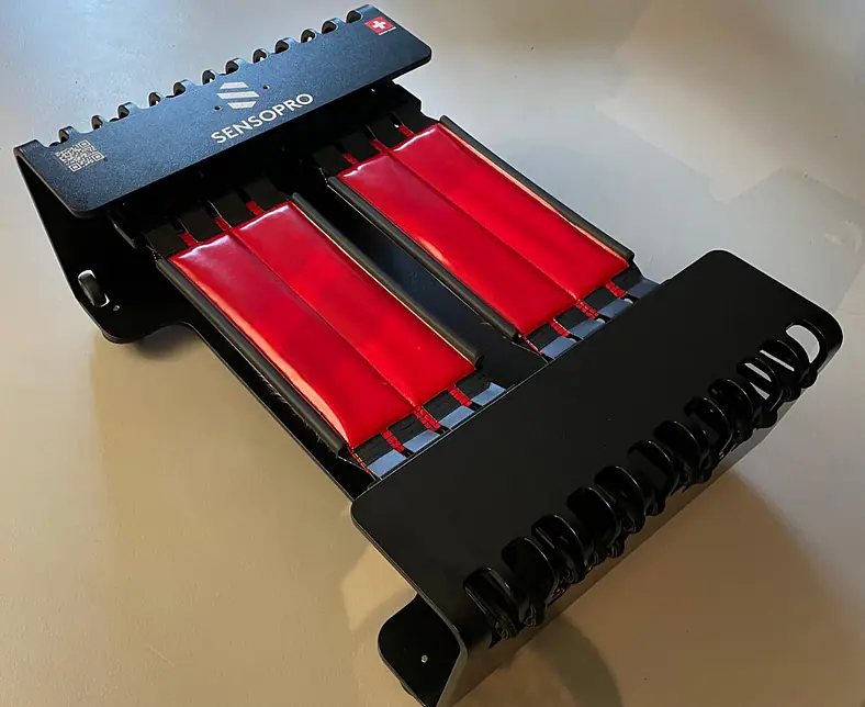 rote Tapes.jpeg