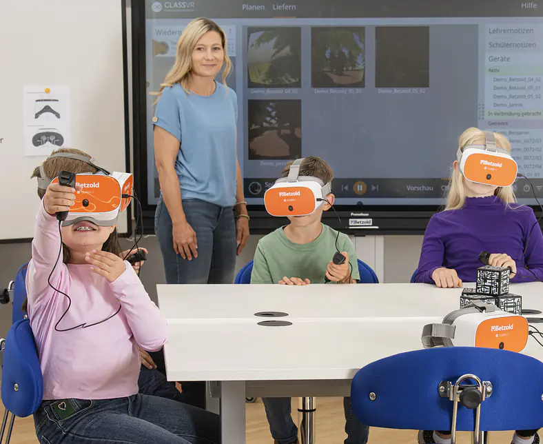 765725-764563_Classvr-premium-headset-Maker-Space-VR-AR-MR-Werkstatt-Anwendung_001.jpg