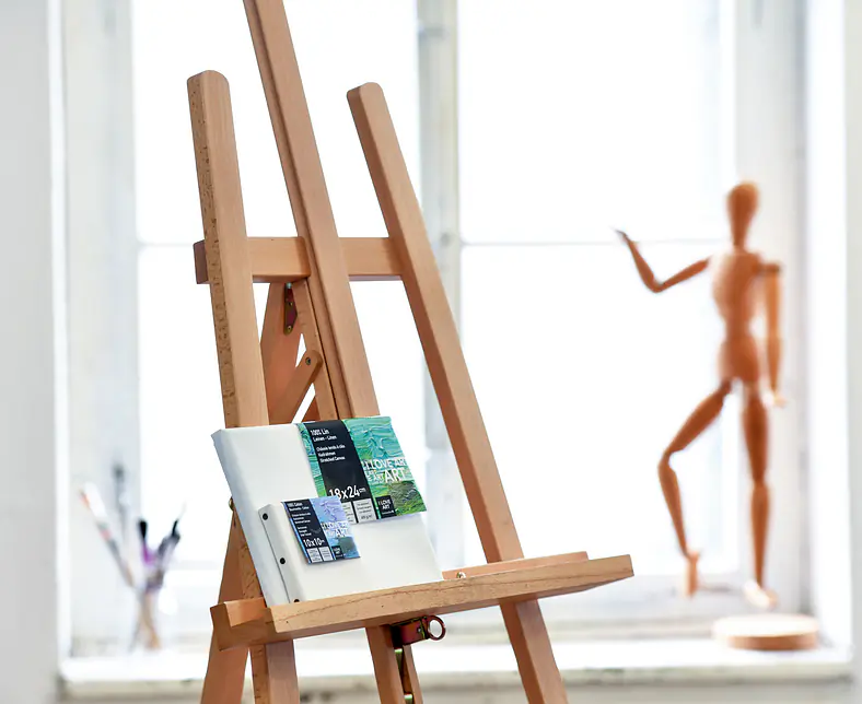 Staffelei Neu Heller.jpg