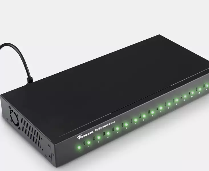 TransformerHub H16-PD Perf. Plus – USB-C Formcase d-box schweiz .png